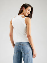 TANKTOP WITH BUCKLES – WHITE